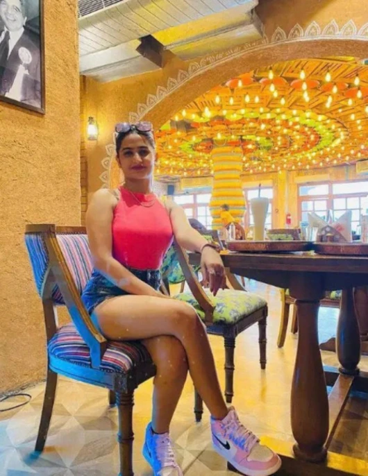 Meher — profile photo, Mathura